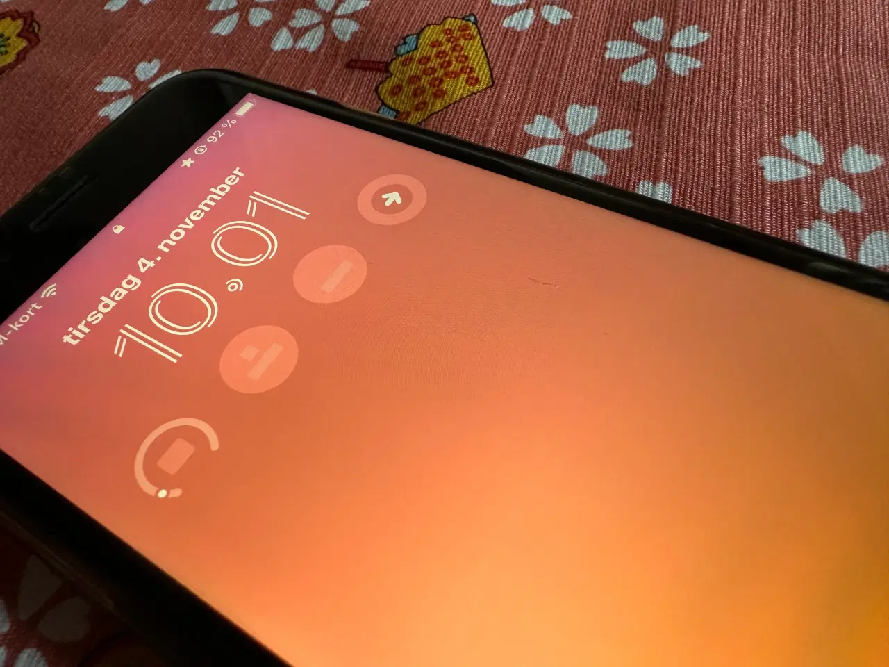 Billede 4 - Iphone SE 2020 2. gen (rød) 128GB sælges