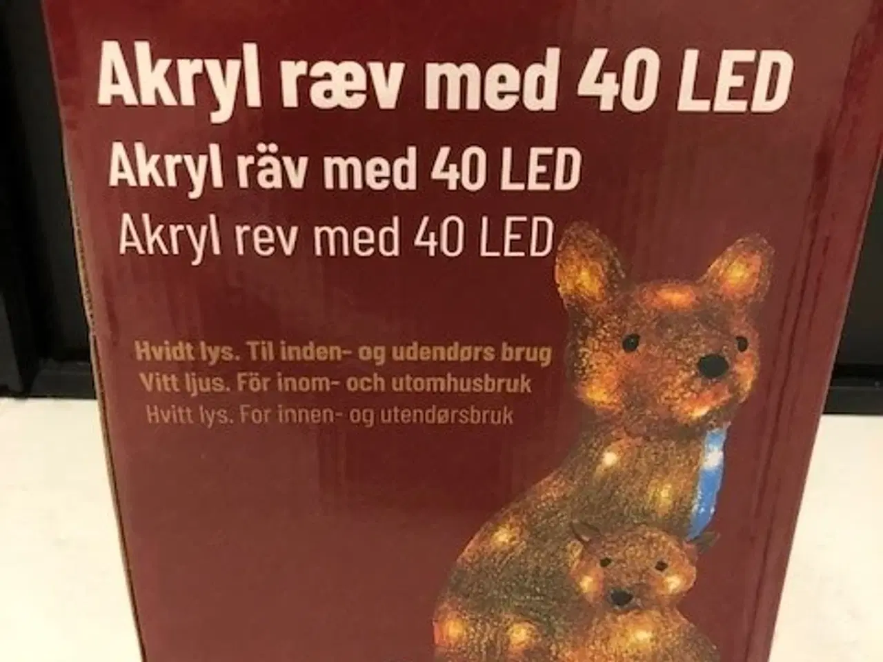 Billede 1 - AKRYL  Ræv m/unge