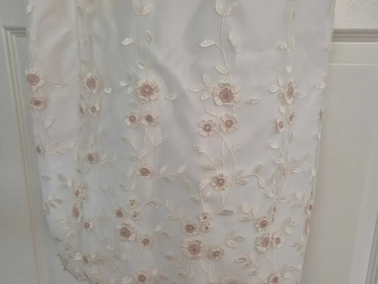 Billede 2 - Brudekjole fra Lilly