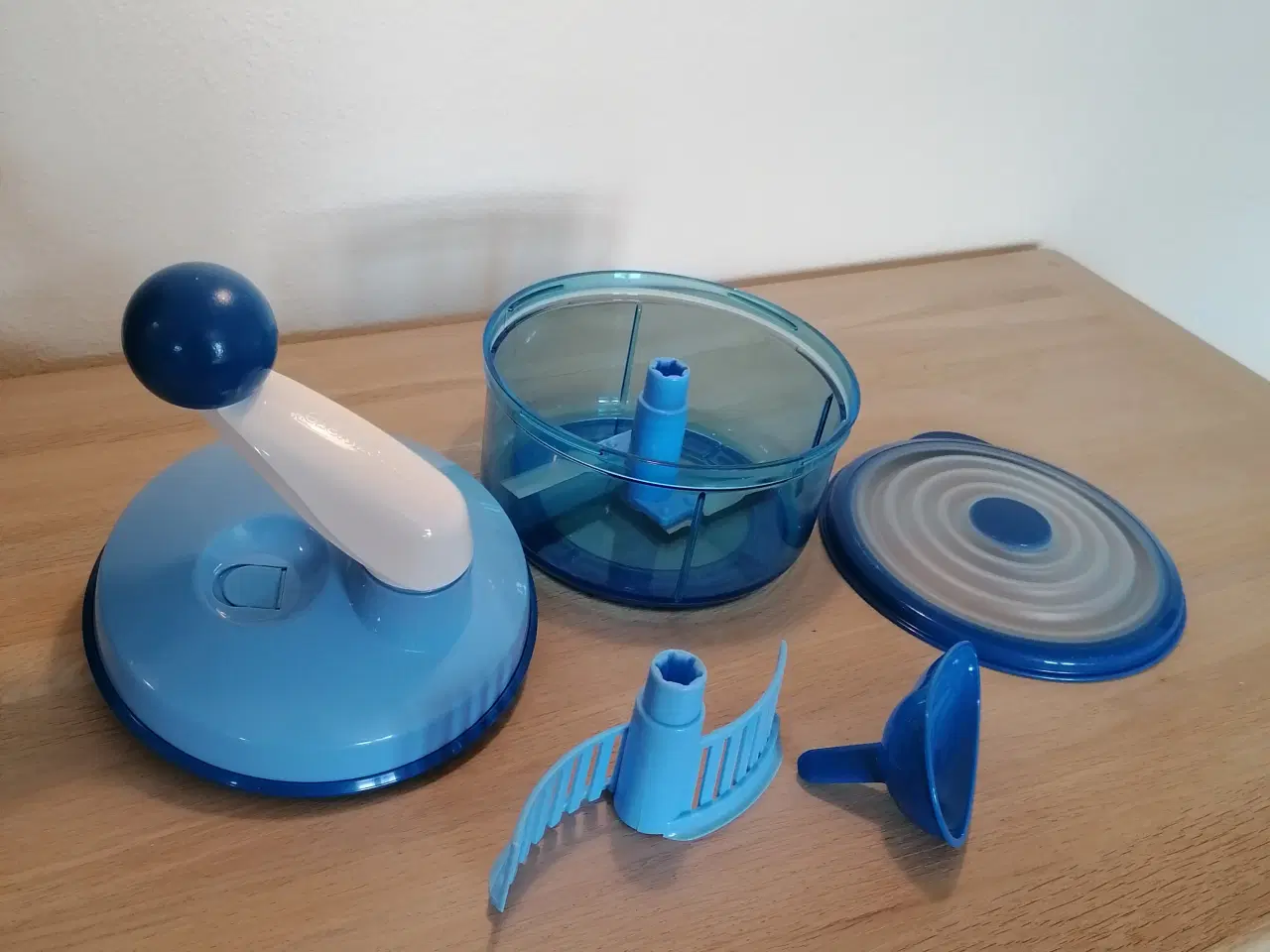 Billede 3 - Tupperware røre/ mixe/ snitte