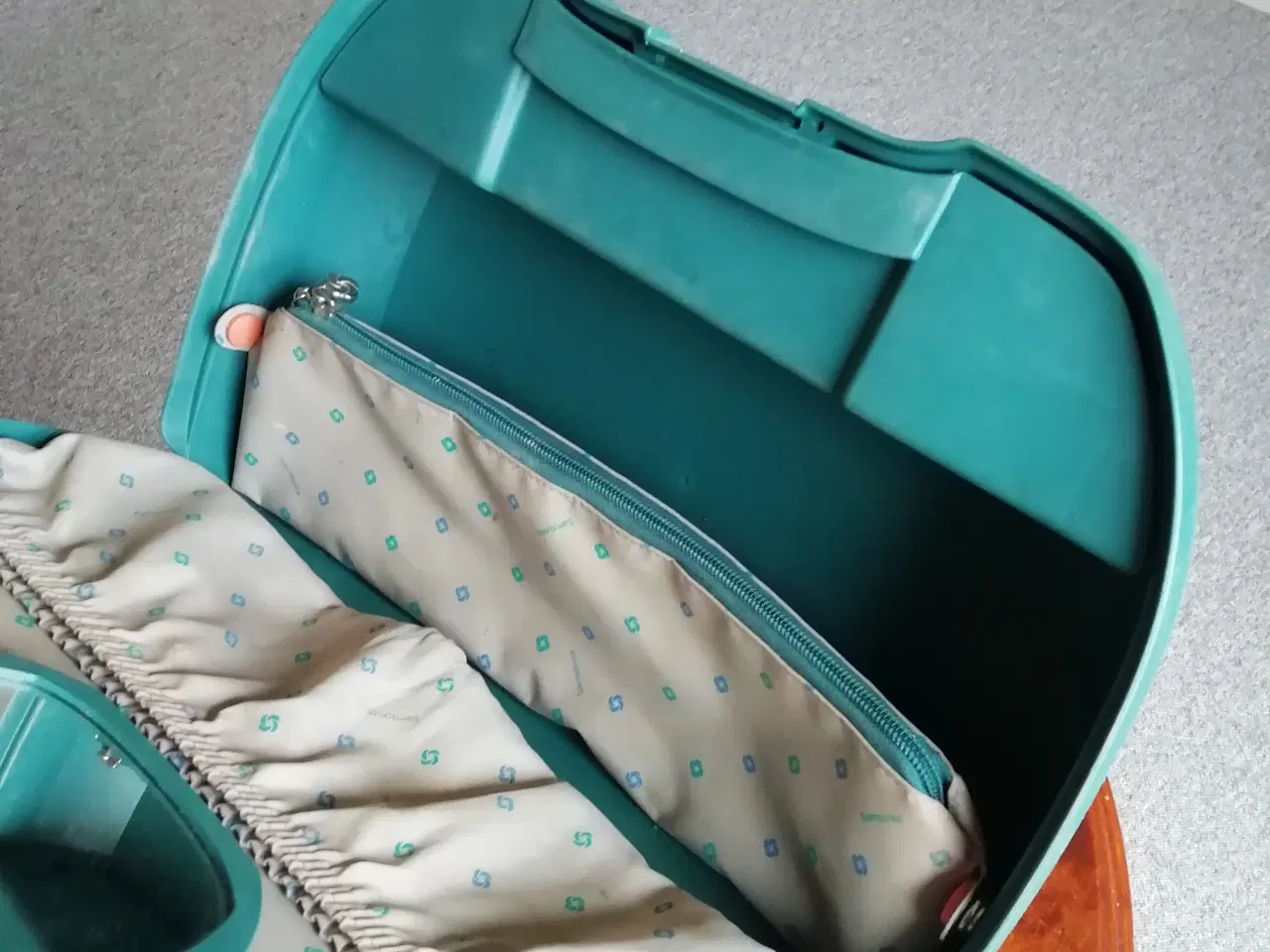 Billede 5 - Grøn Beautybox Samonite