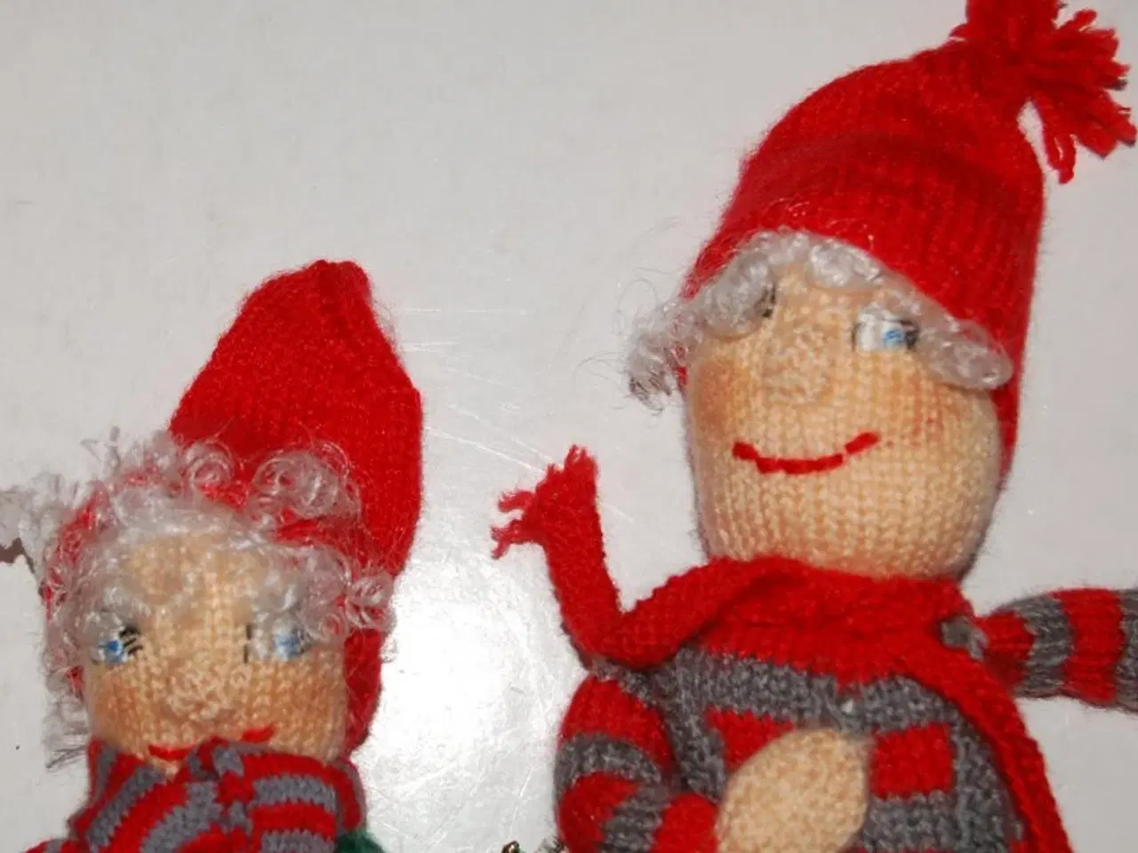 Billede 3 - STRIKKET NISSEFAMILIE