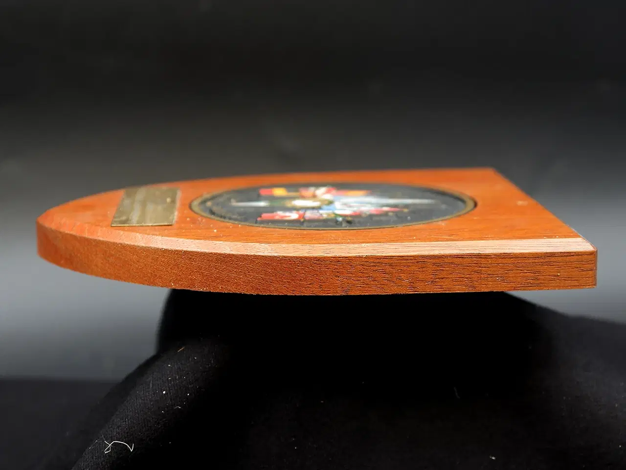 Billede 4 - NATO SHAPE Belgium – præsentationsskjold fra 1985