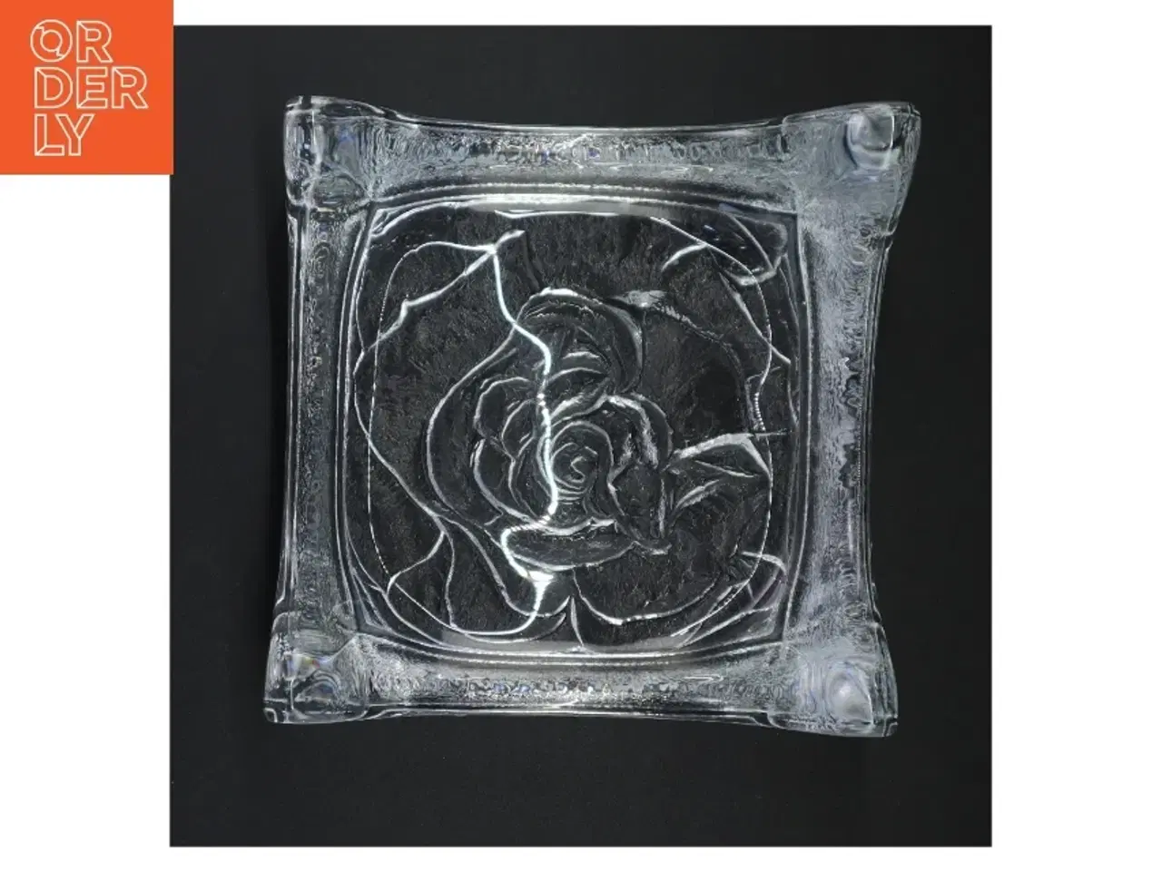 Billede 2 - Firkantet Glasskål med rosenmotiv (str. 18 x 18 x 10 cm)