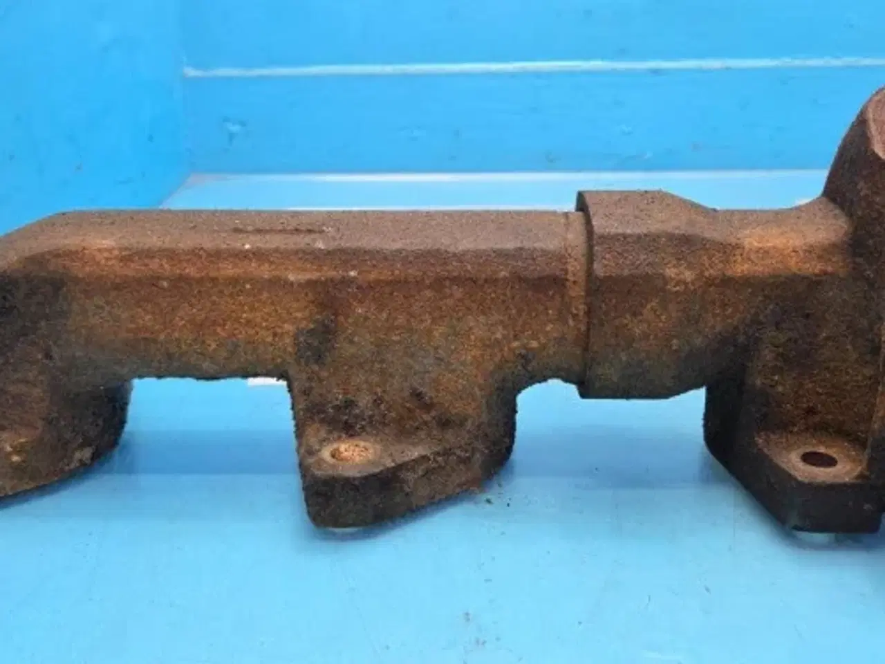 Billede 15 - John Deere 6125HZ001 Udstødningsmanifold R116838