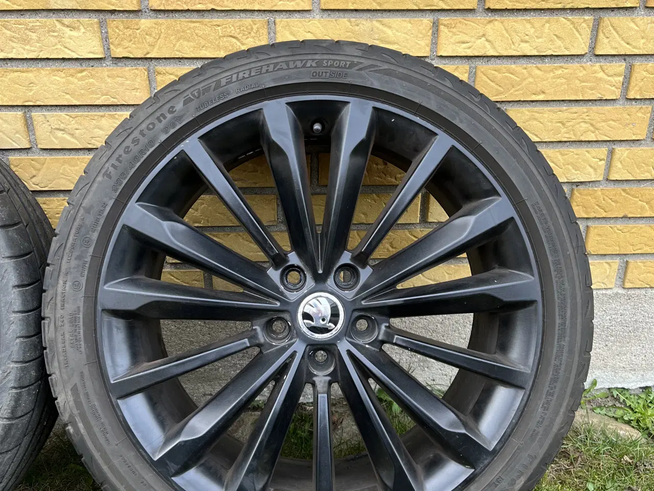 Billede 5 - Skoda Alufælge 19” 