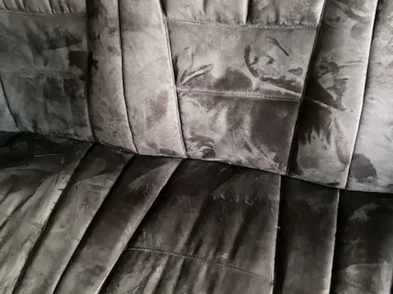 Billede 4 - Sofa i flot stand  med tilhørende lænestol 