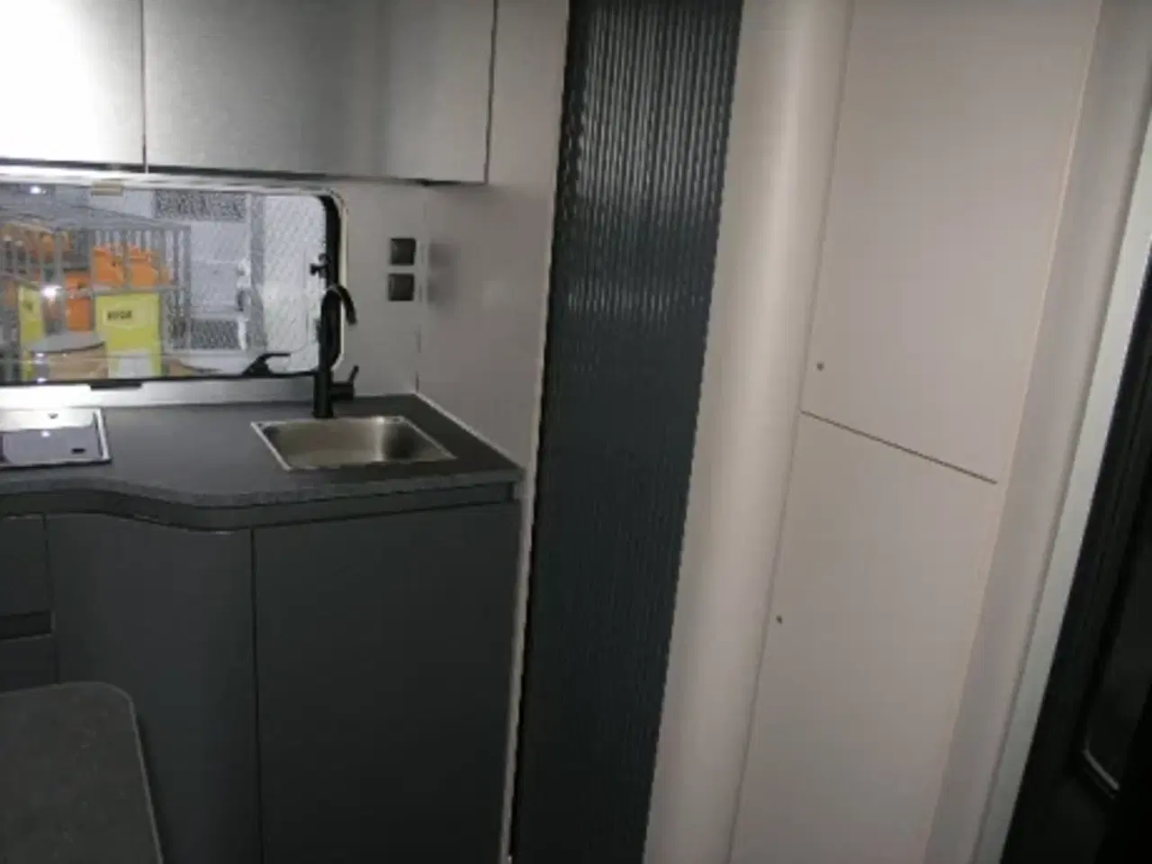 Billede 11 - Adria Action 391 LH Sport