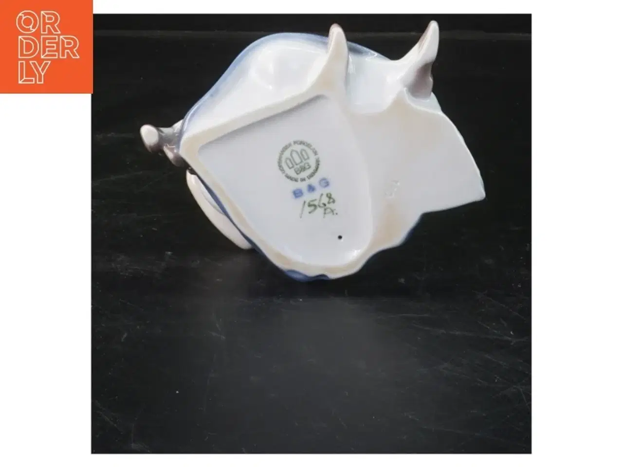 Billede 2 - Bing & Grøndahl porcelænsfigur af mor og barn fra Bing & Grøndahl (str. 12x12,5 cm) (DVD)