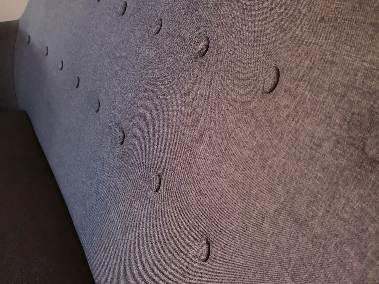 Billede 3 - Flot grå sofa