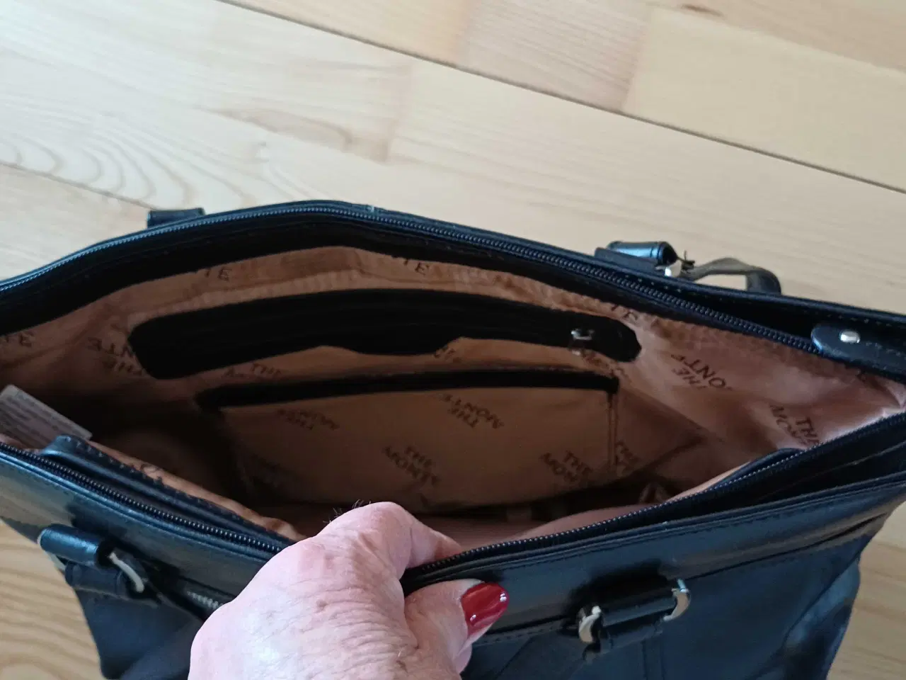 Billede 3 - Skulder taske fra The Monte