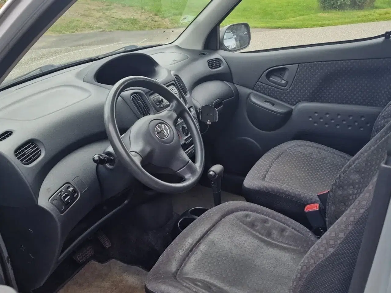 Billede 3 - Toyota Yaris Verso 1,3 Luna Komfort