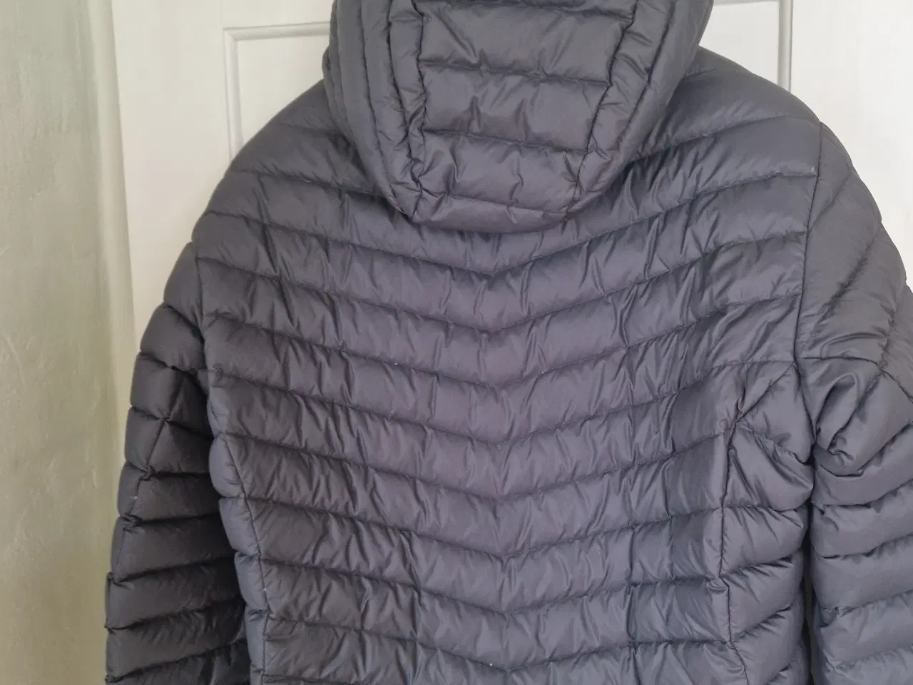 Billede 3 - Ny peak performance hood jacket 