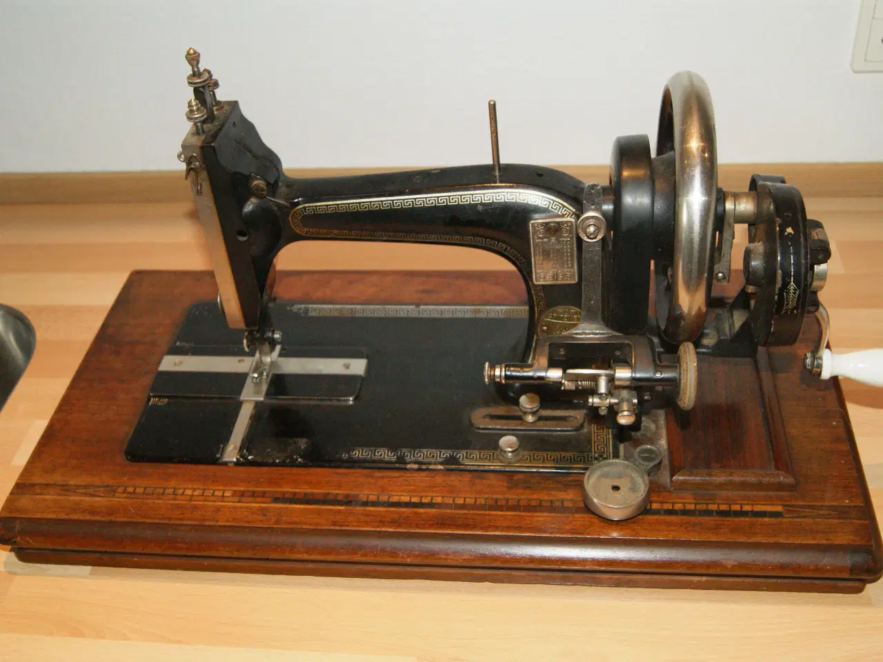 Billede 2 - Gammel symaskine