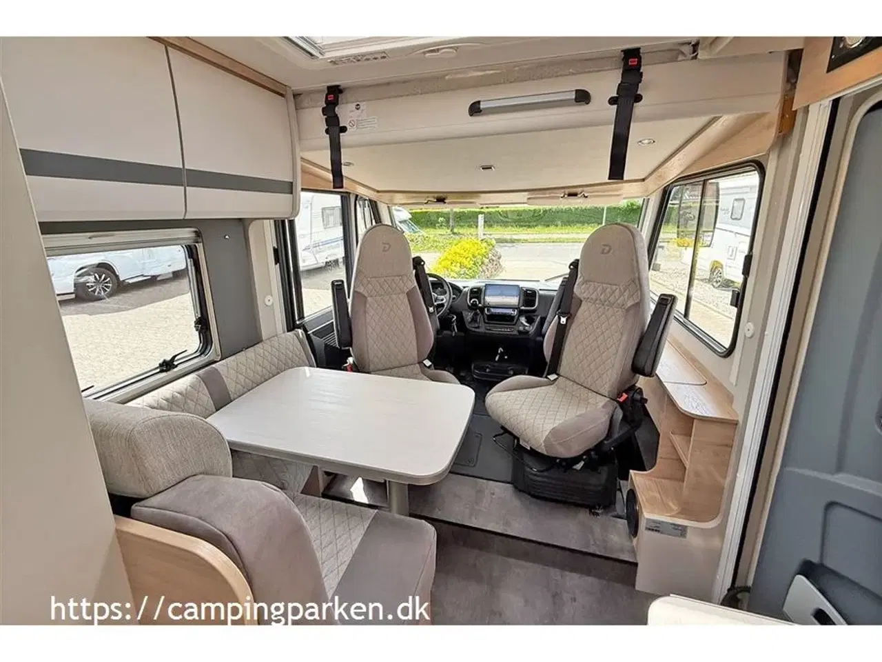 Billede 4 - 2025 - Dethleffs Globebus I4   Eksklusiv nyhed fra Dethleffs! Smal/kort helintegreret Globebus I4 med 4 sovepladser