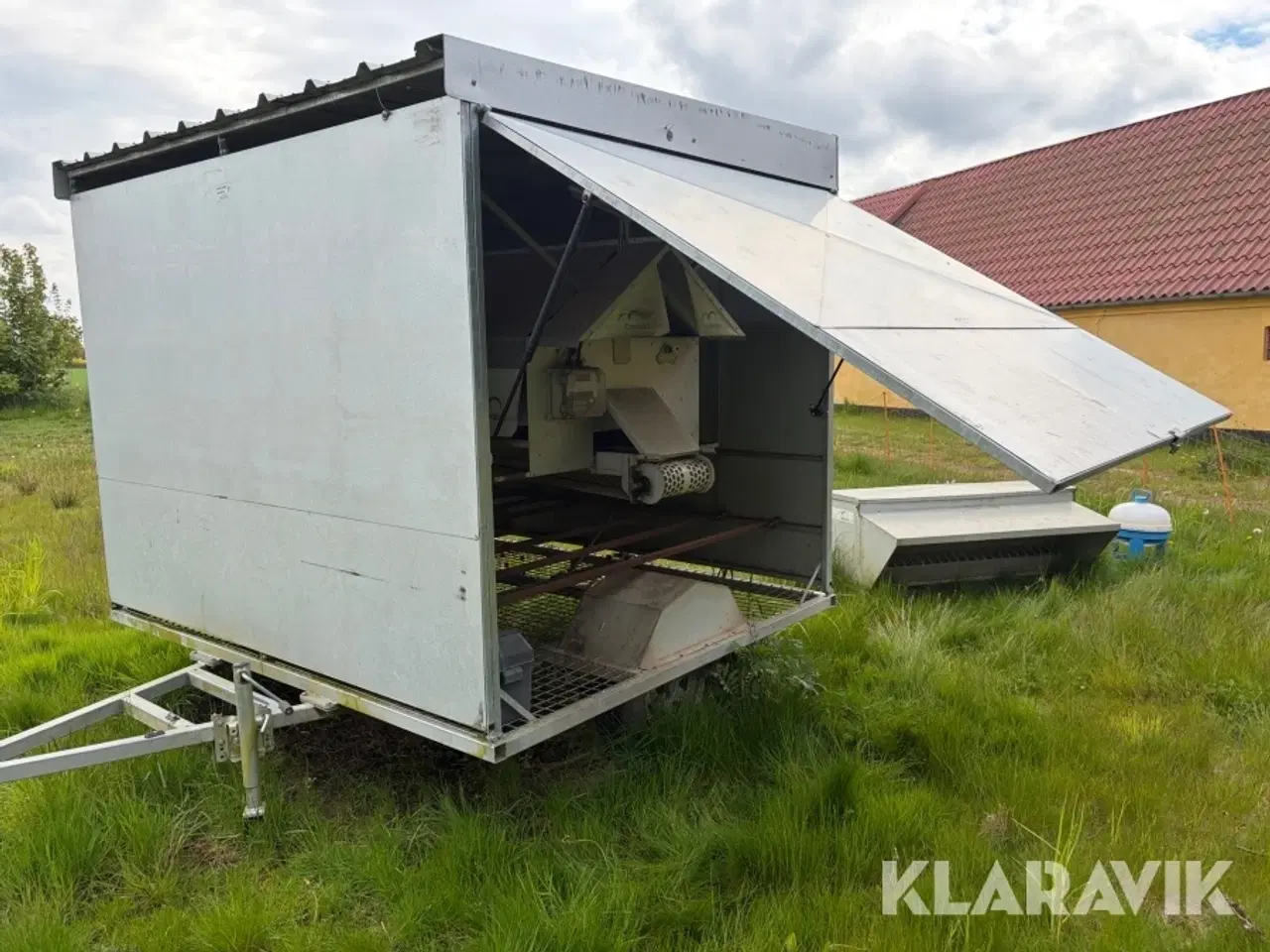 Billede 5 - Mobilt hønsehus Chicken Caravan ChickenMaster - med solceller