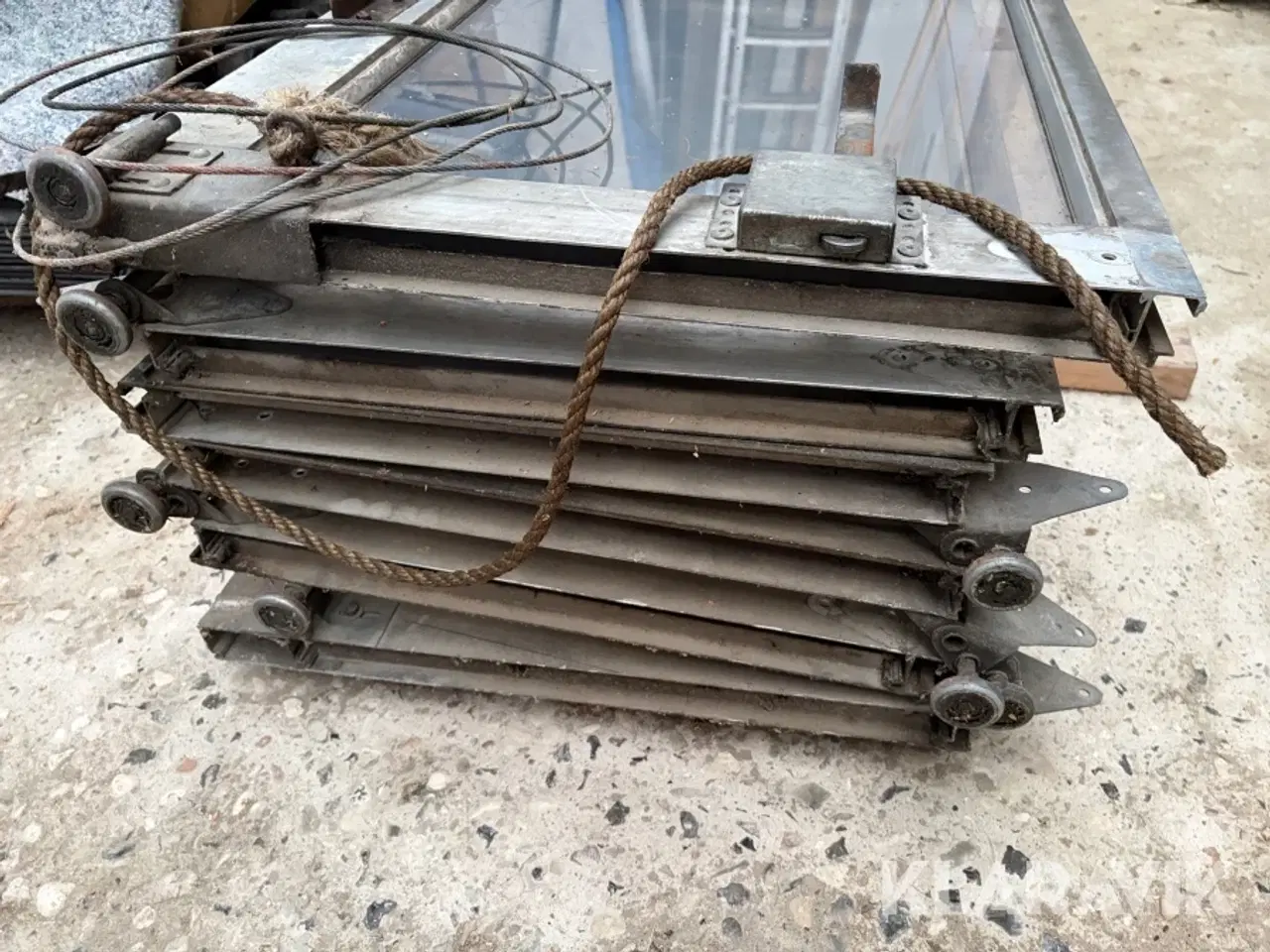 Billede 2 - Ledhejseport