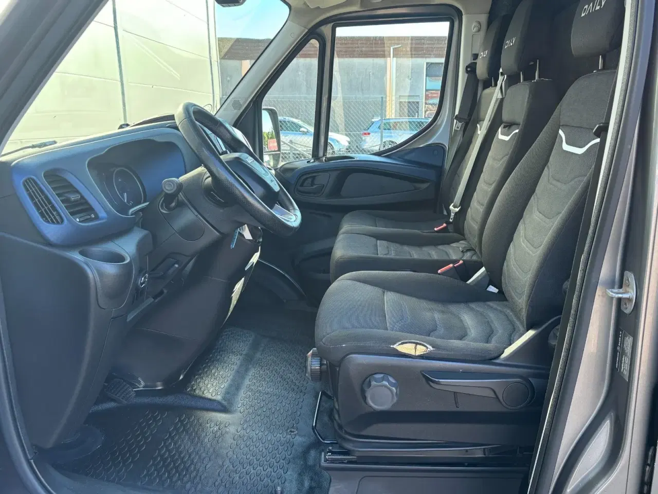 Billede 13 - Iveco Daily 3,0 35S21 12m³ Van AG8