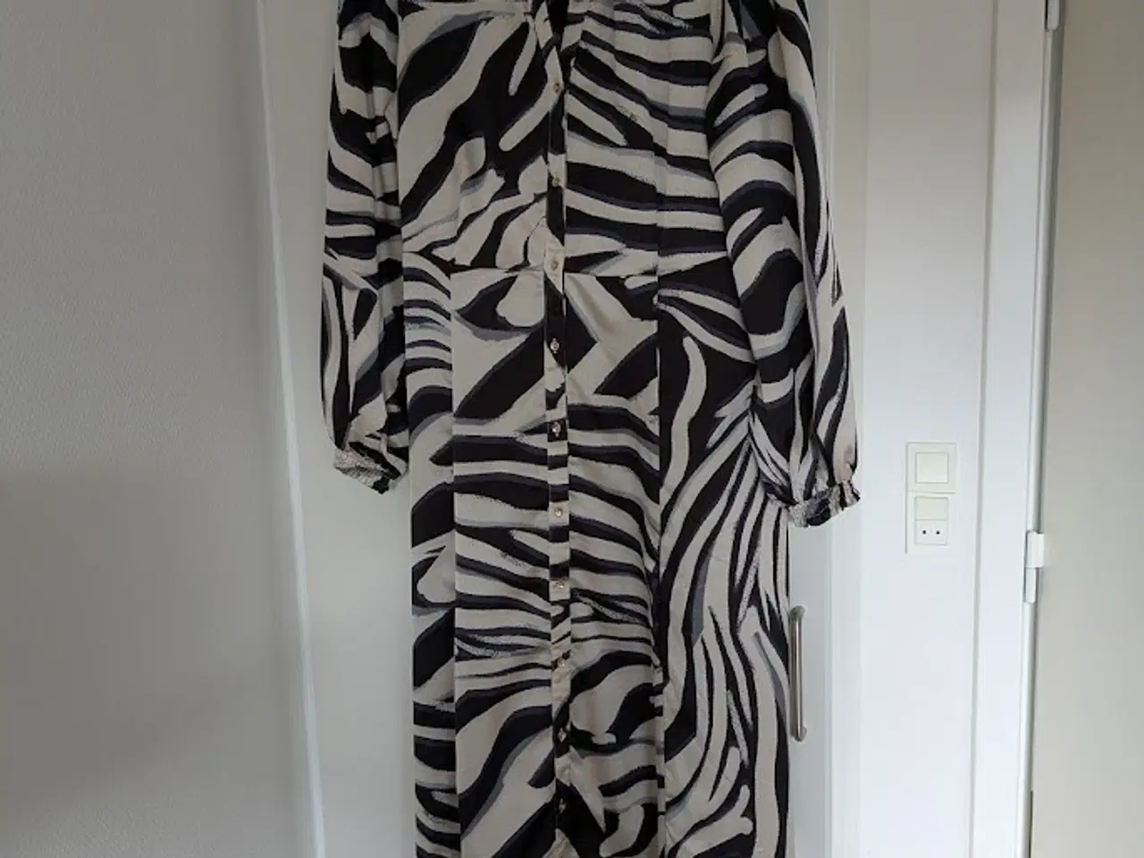 Billede 1 - Prepair kjole, str. S, lang