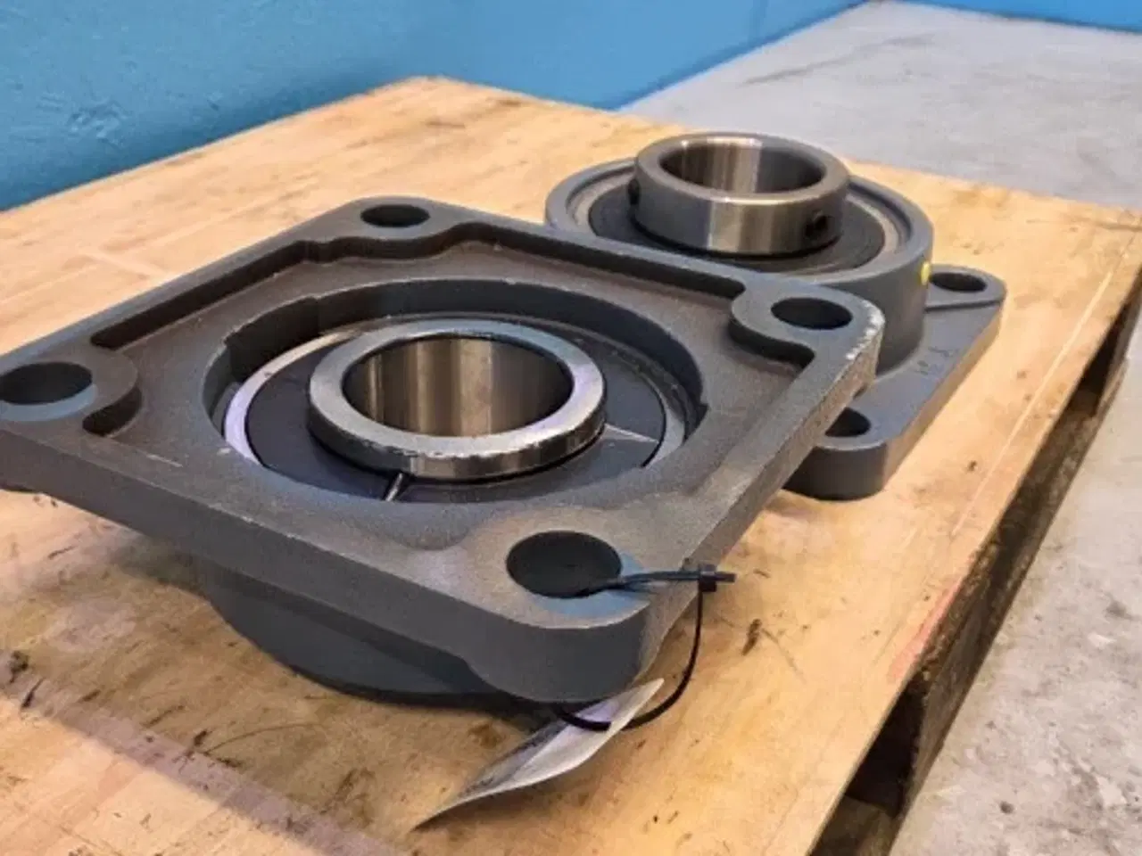 Billede 12 - TR  Leje UCF320 Sæt