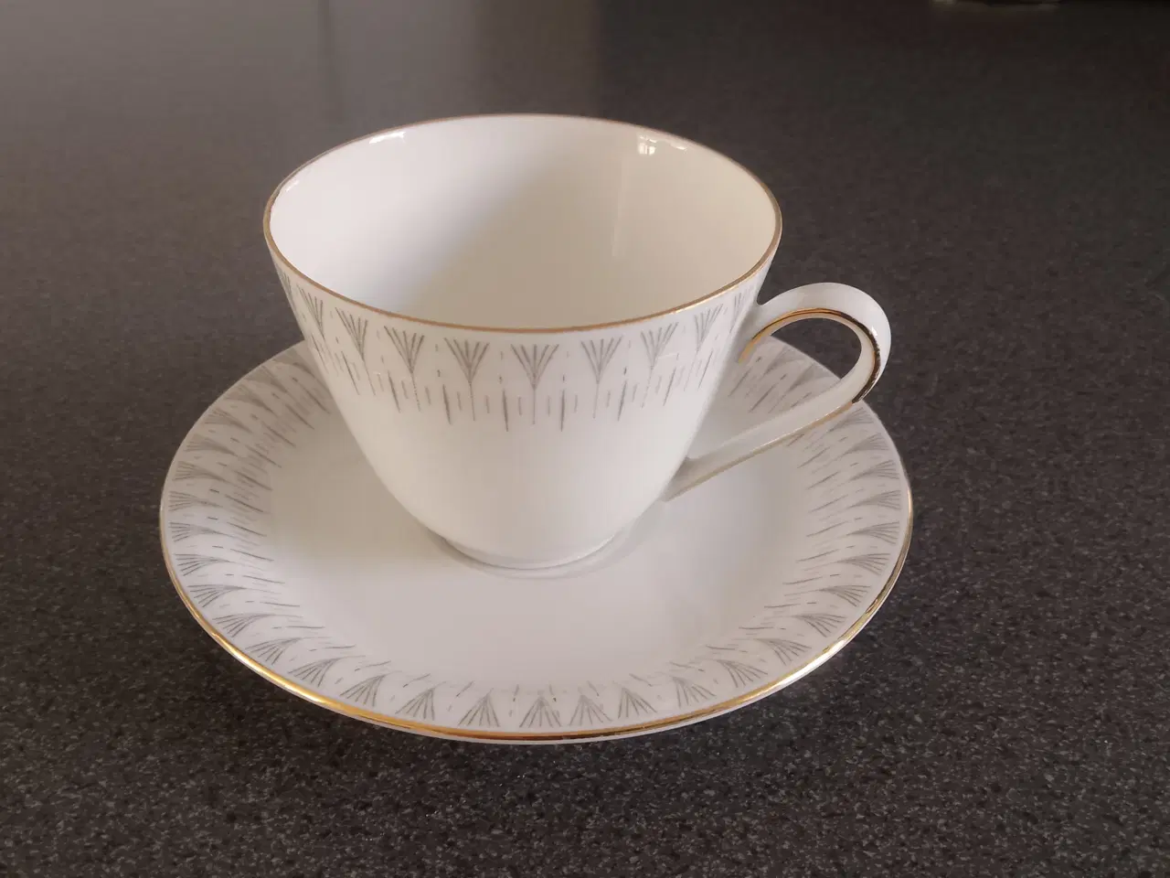 Billede 2 - Kongeå kaffe kop og underkop