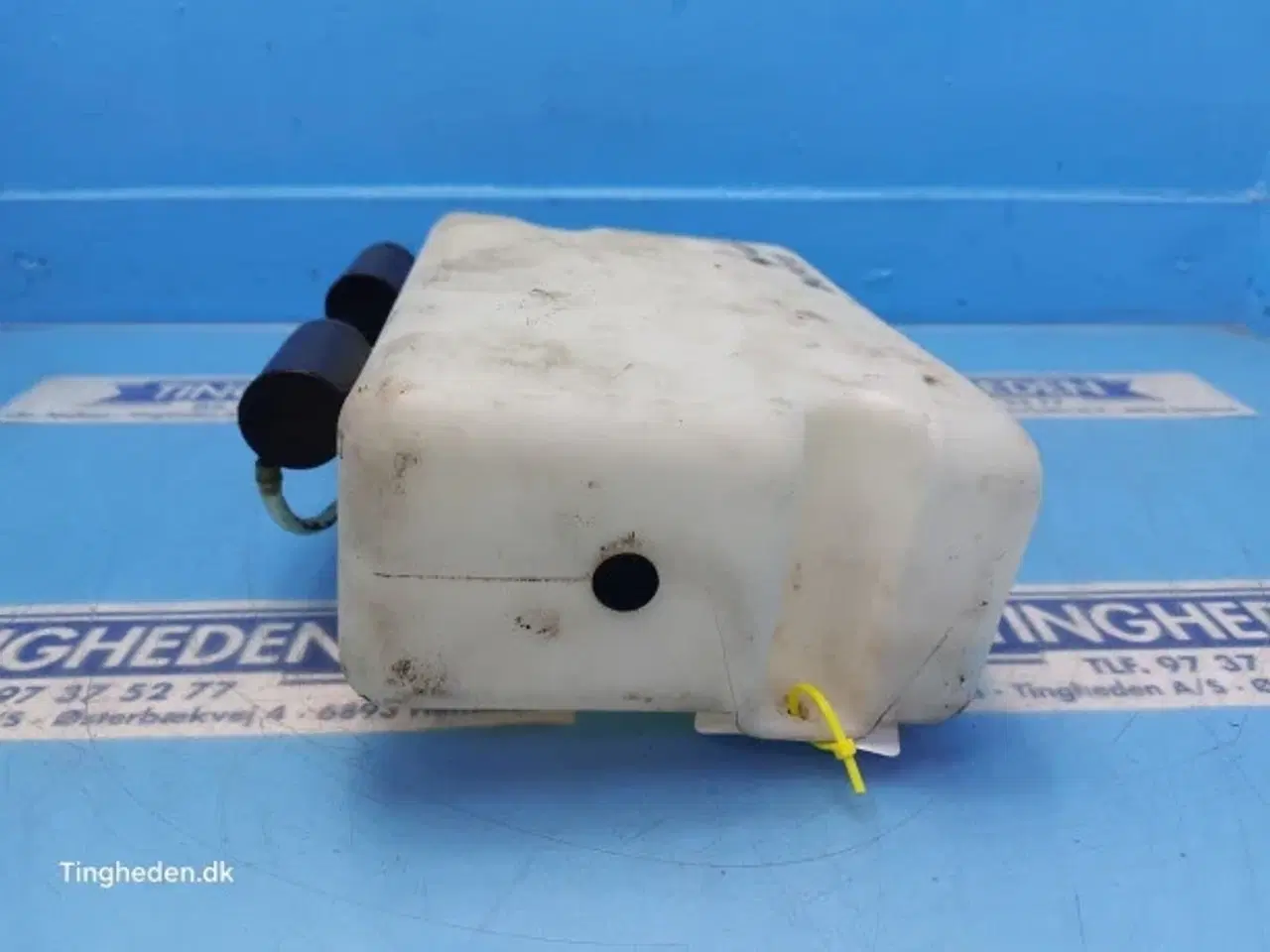 Billede 3 - New Holland TM190 Sprinklervæskebeholder 82036768