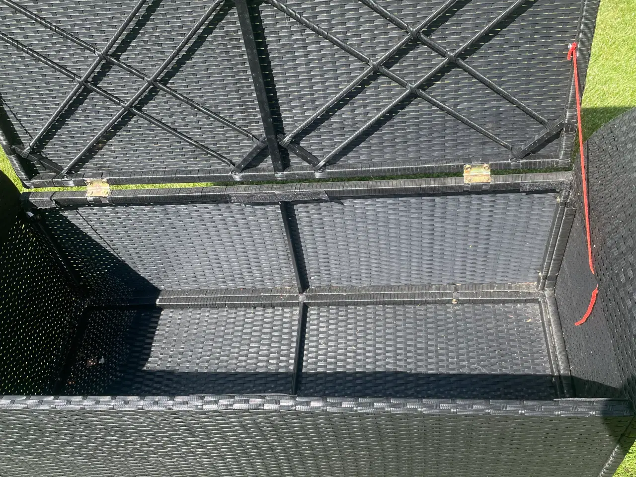 Billede 2 - Hyndeboks sort rattan