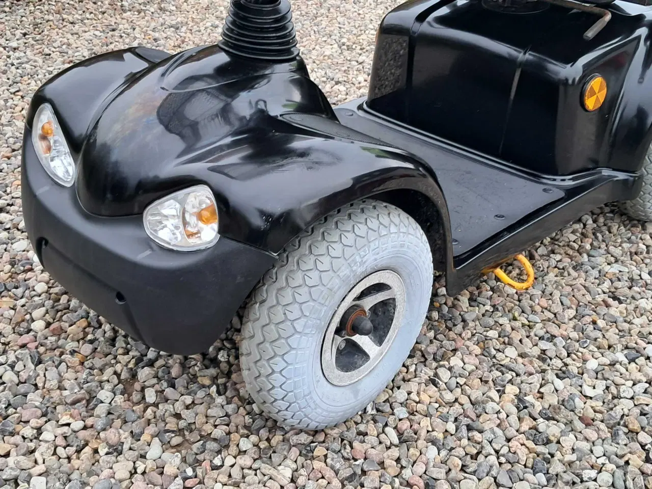 Billede 12 - 4-hjulet elscooter med nye batterier fra april 