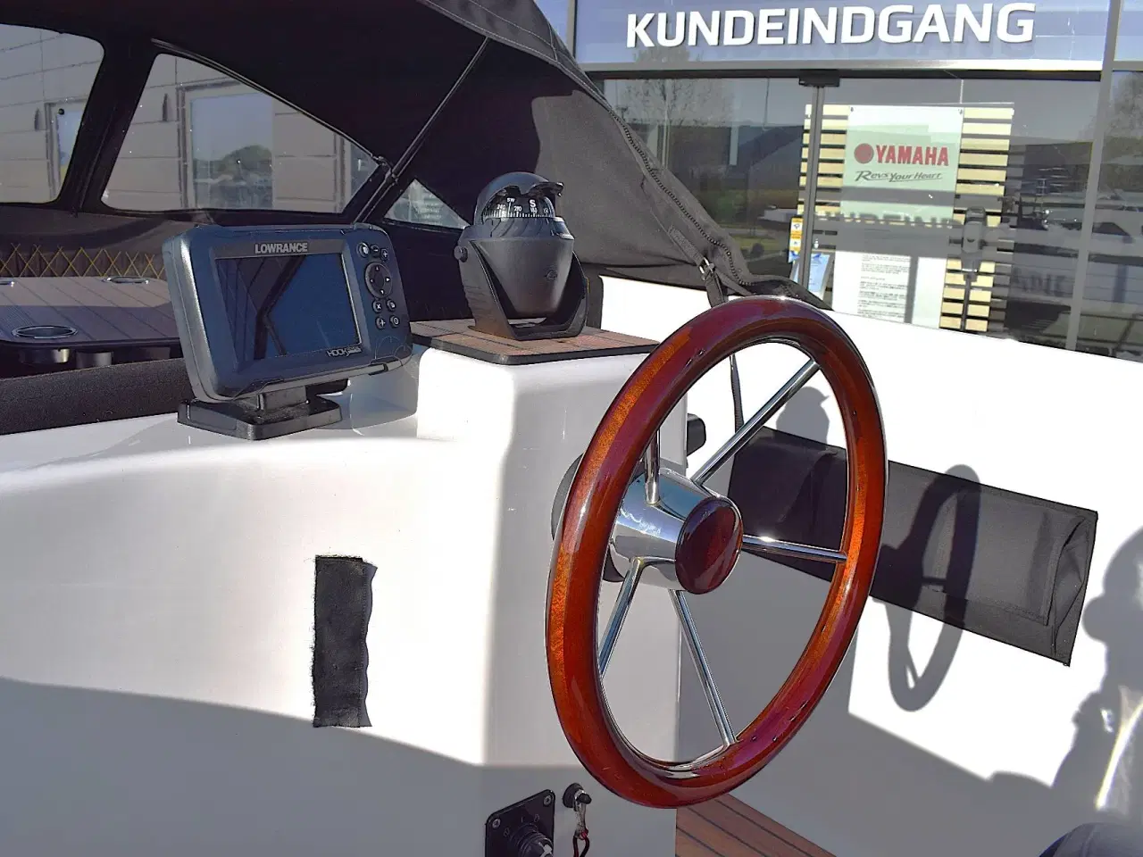 Billede 12 - Fjordjollen 500 m/ 30HK Yamaha/Udstyr