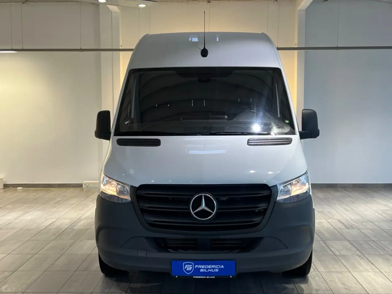 Billede 2 - Mercedes Sprinter 314 2,2 CDi A2 Kassevogn aut. FWD