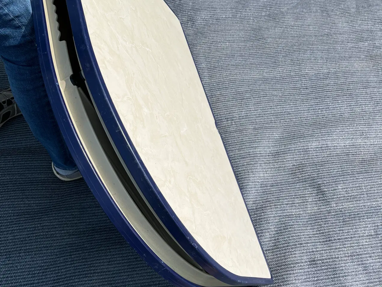 Billede 1 - Campingbord og4stole(lallemand) brugt. 