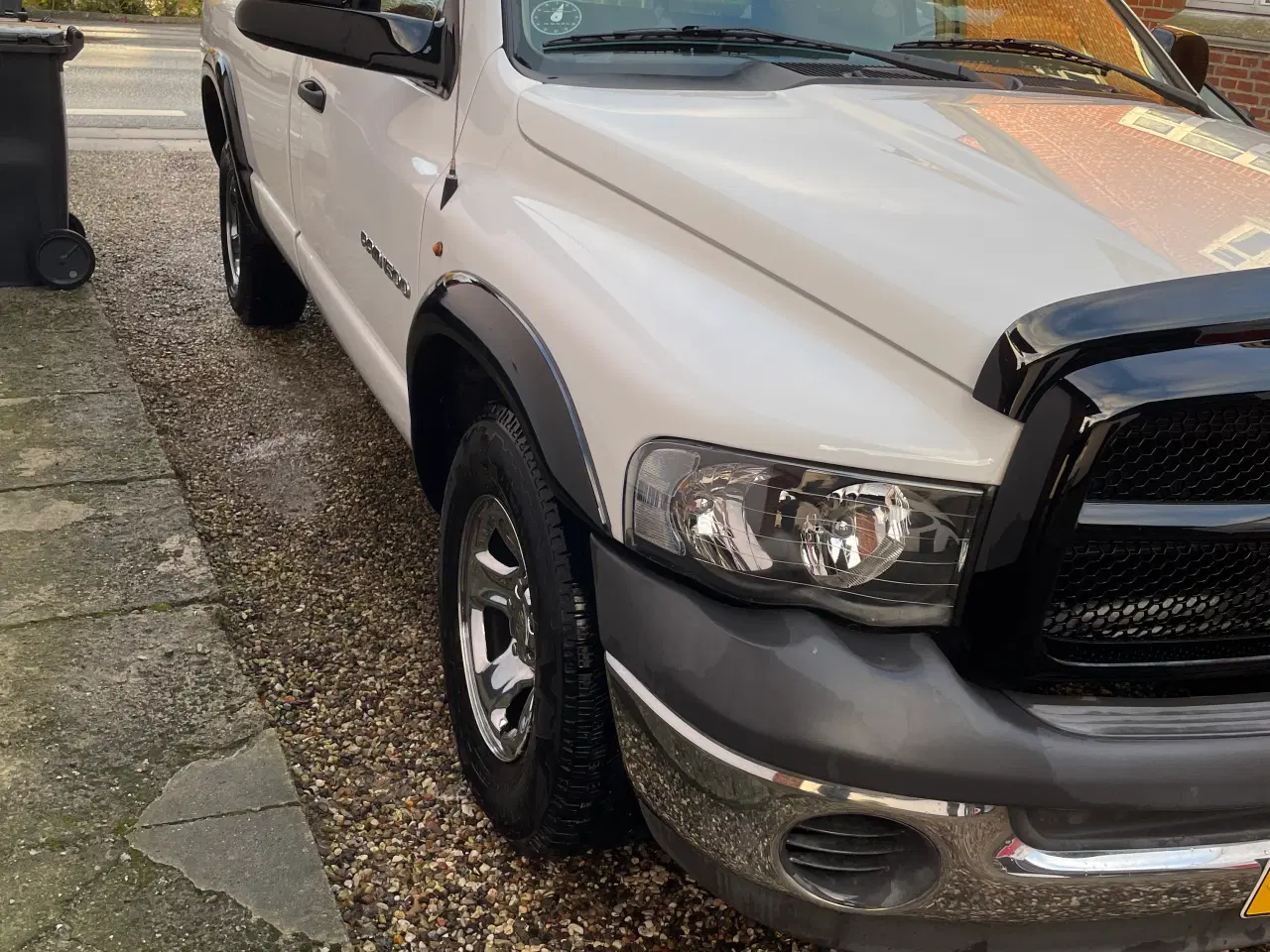 Billede 2 - Fin Dodge Ram med lavt kilometertal