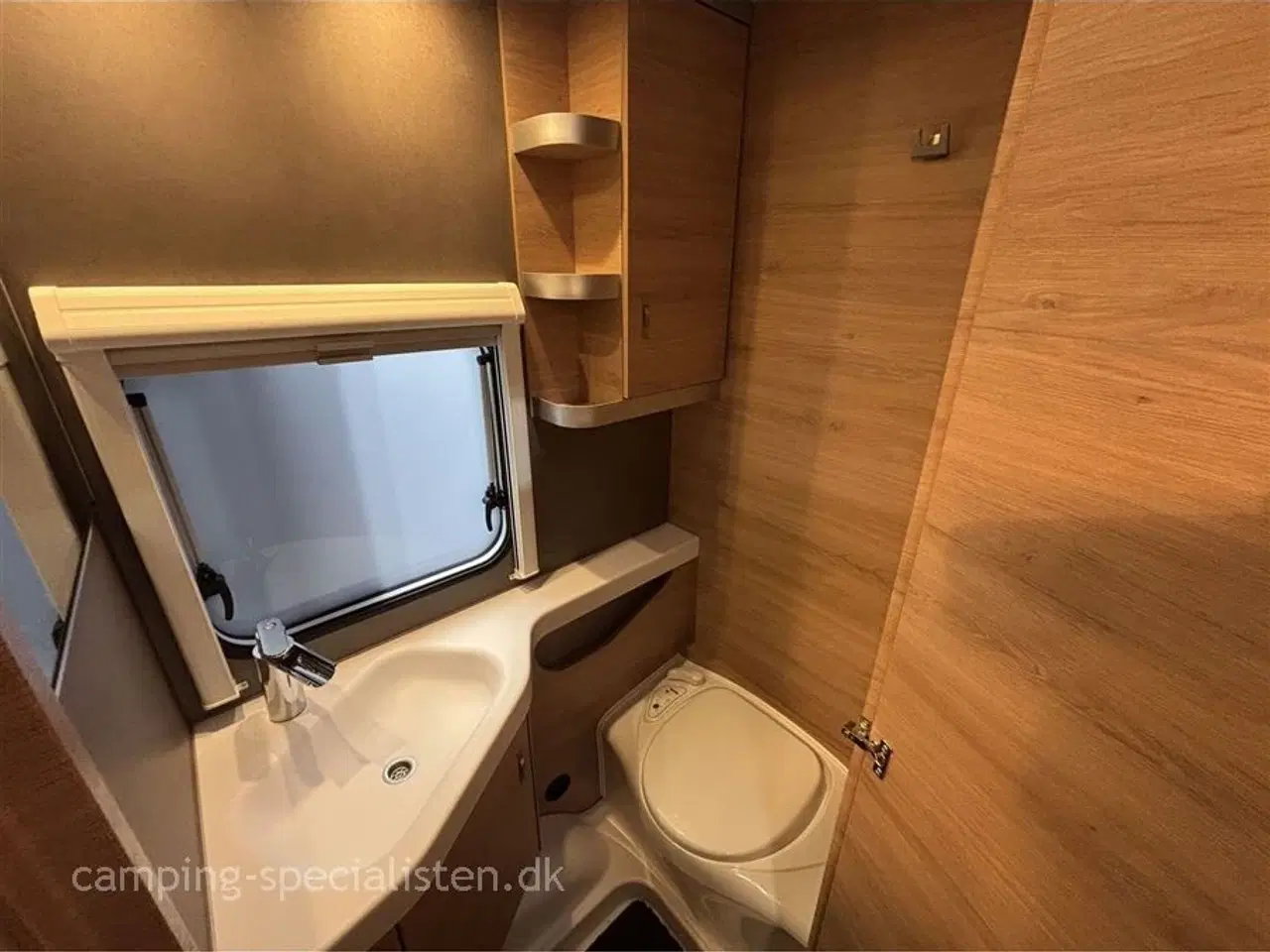 Billede 8 - 2026 - Knaus Südwind 540 UE   Knaus Südvind 540 UE Black Selection 2026 - kan snart ses hos Camping-Specialisten.dk