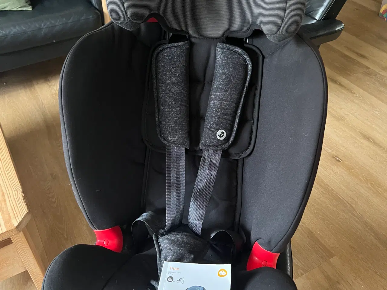 Billede 1 - Maxi-Cosi Titan autostol 9-18/15-36kg Nomadblack