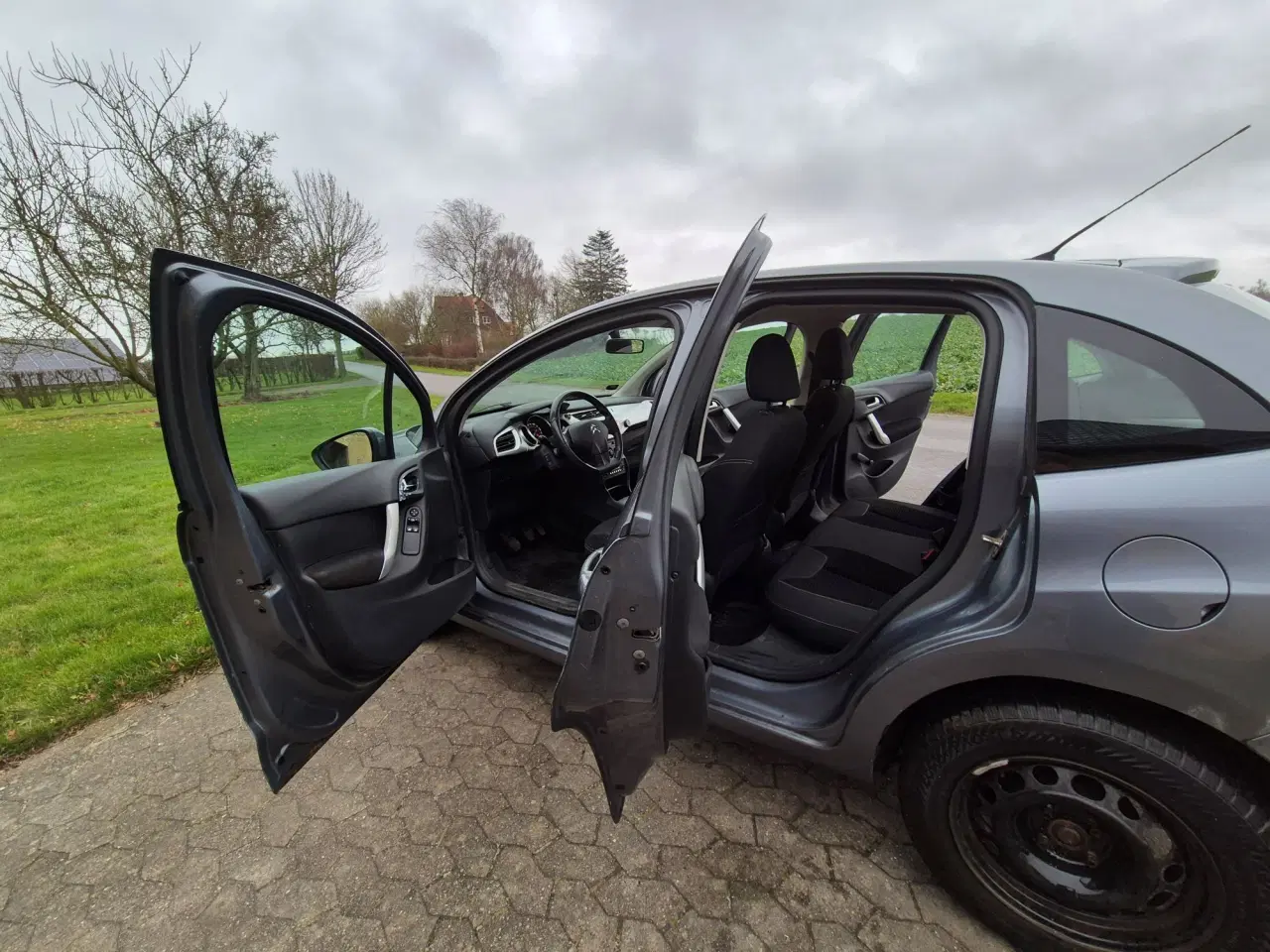 Billede 14 - Undervognsbehandlet fra ny