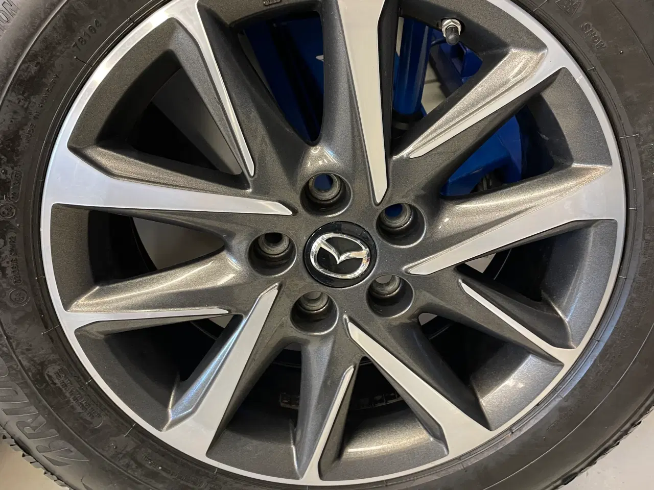 Billede 6 - 4 stk Mazda fælge med Brigeston dæk 225/65R17-102H