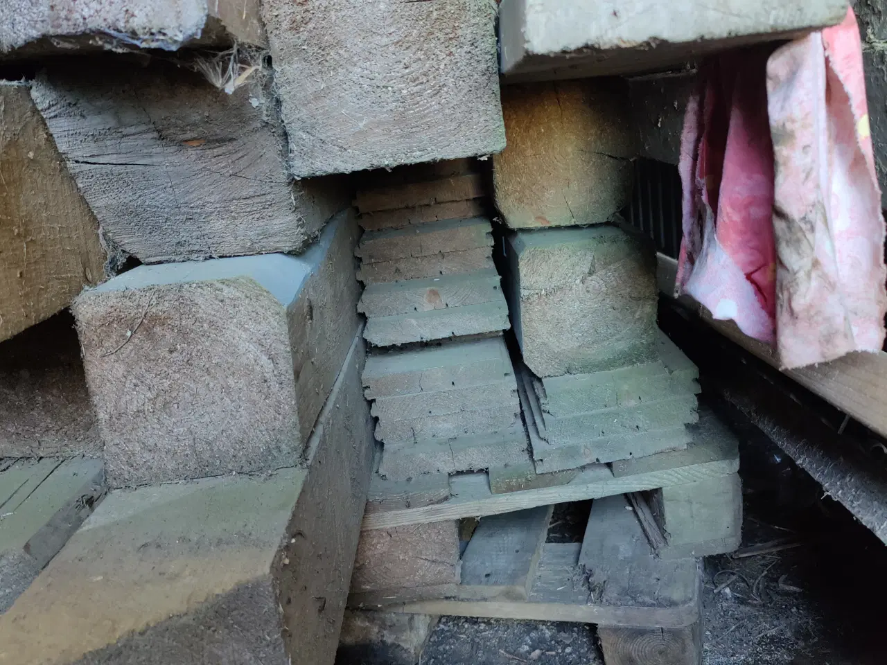 Billede 6 - Tømmer 150x150 ca. 5,5m lange 13 stk.