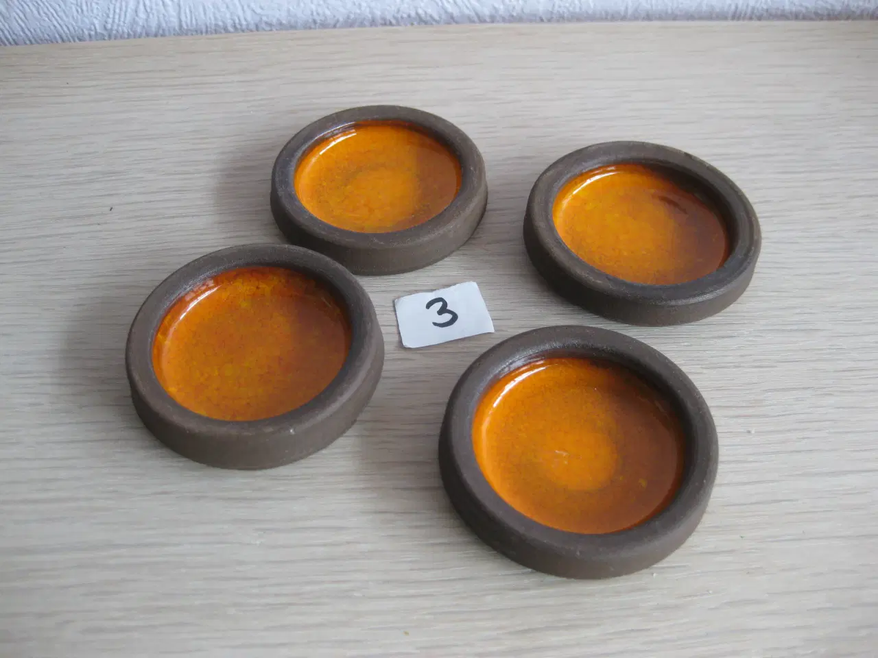 Billede 3 - Små skåle i keramik - fra "dengang" ;-)