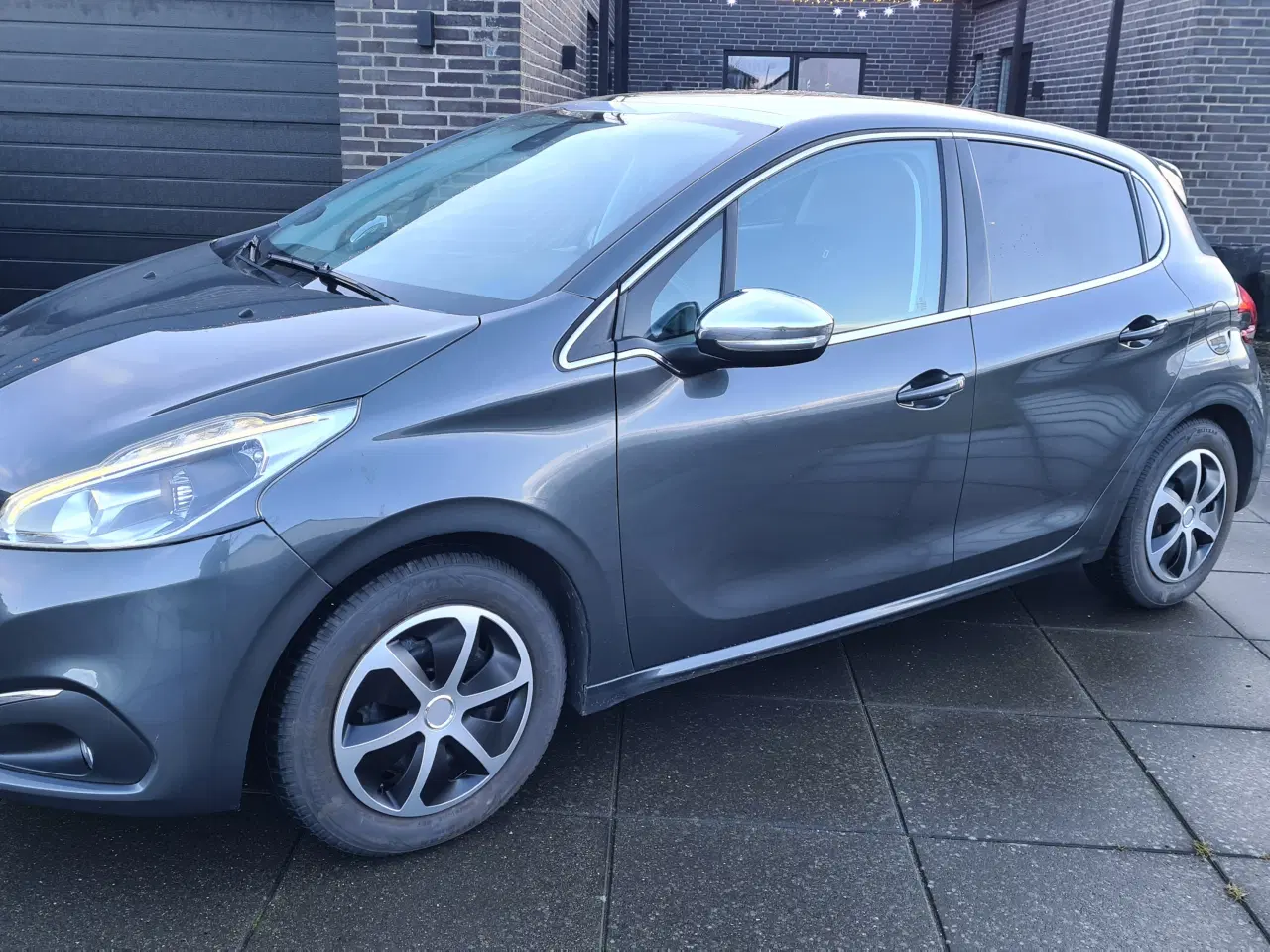 Billede 2 - Peugeot 208 1,6 BlueHDi Desire Sky 100H