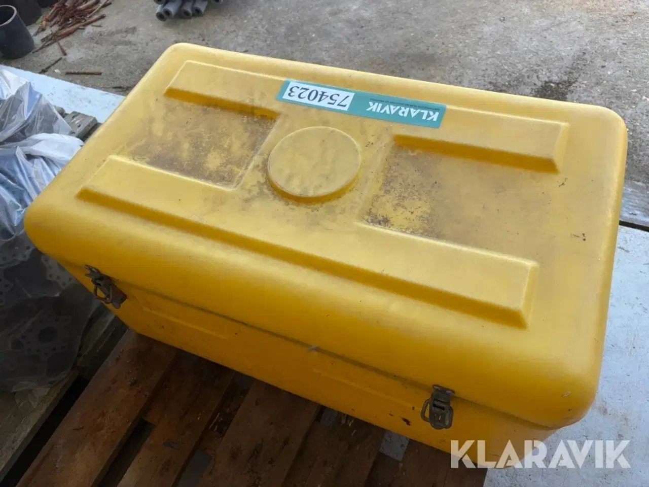 Billede 10 - Blandet lot 14 murebaljer, sprøjte, opklodsning til jernarmering og kasse