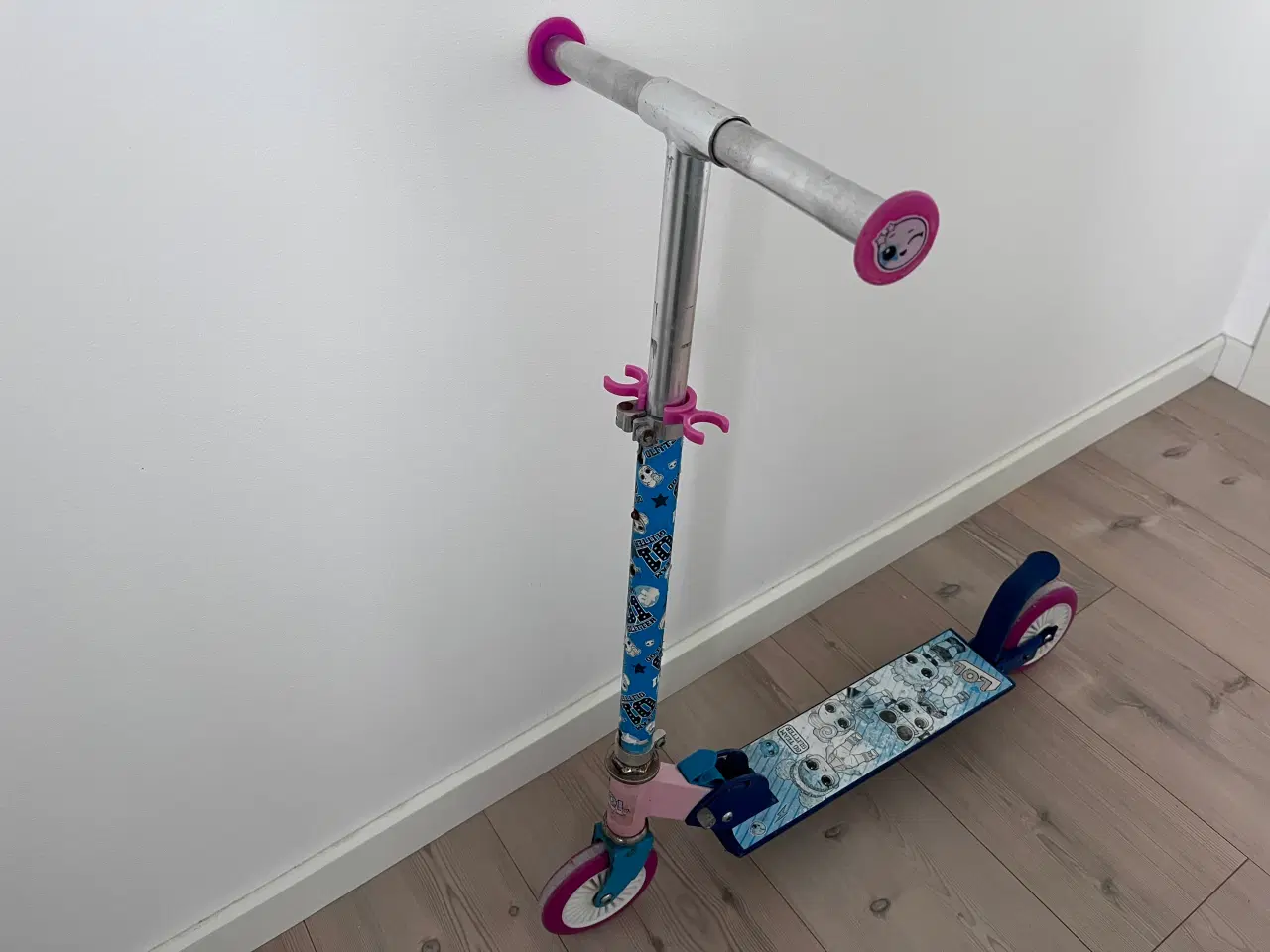Billede 1 - Løbehjul, LOL Surprise Foldbart Løbehjul