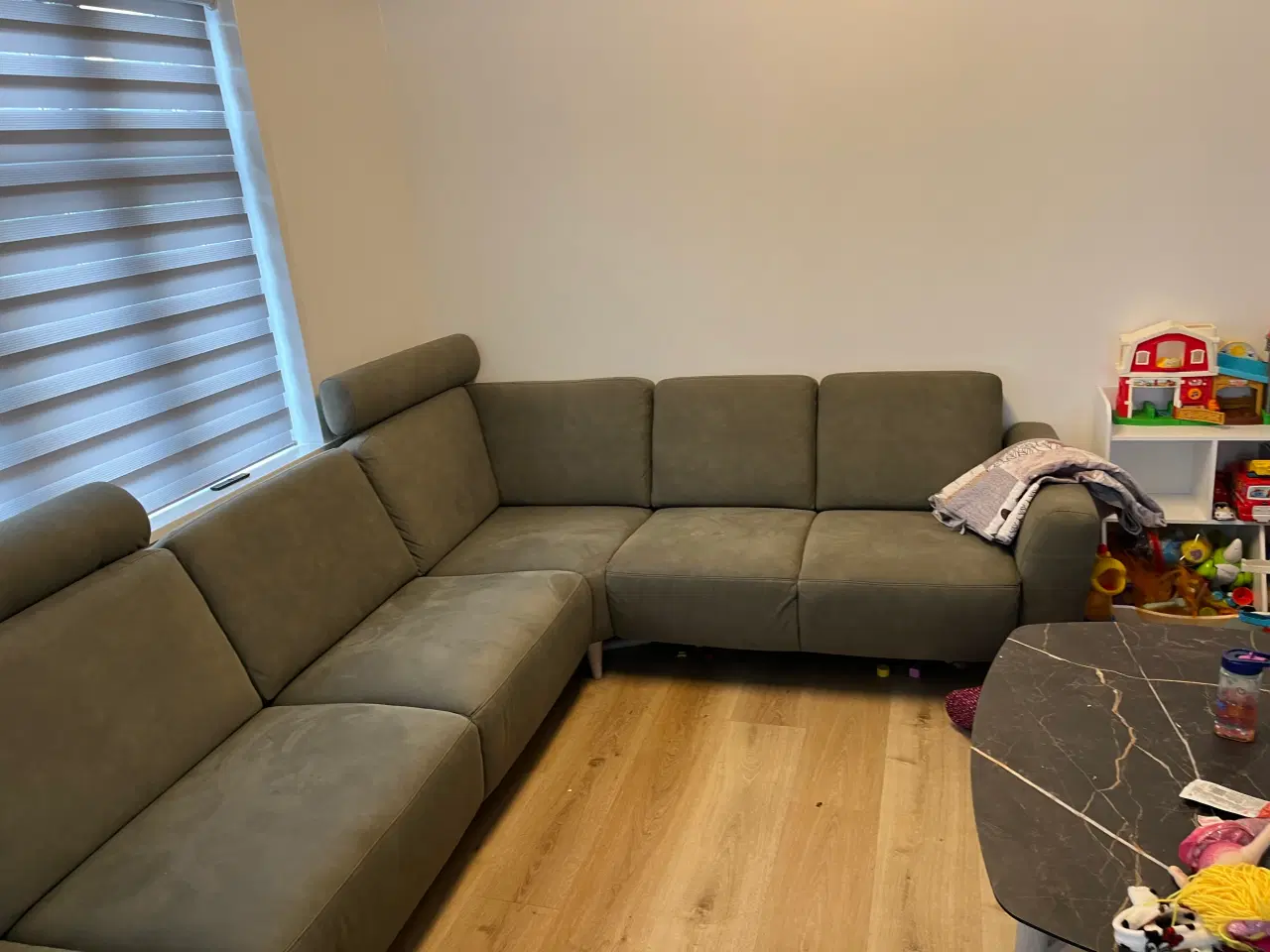 Billede 4 - Lækker u sofa.