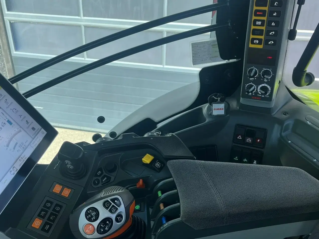 Billede 7 - CLAAS Axion 960 Med GPS anlæg og stor dæk montering. Dansk traktor fra ny