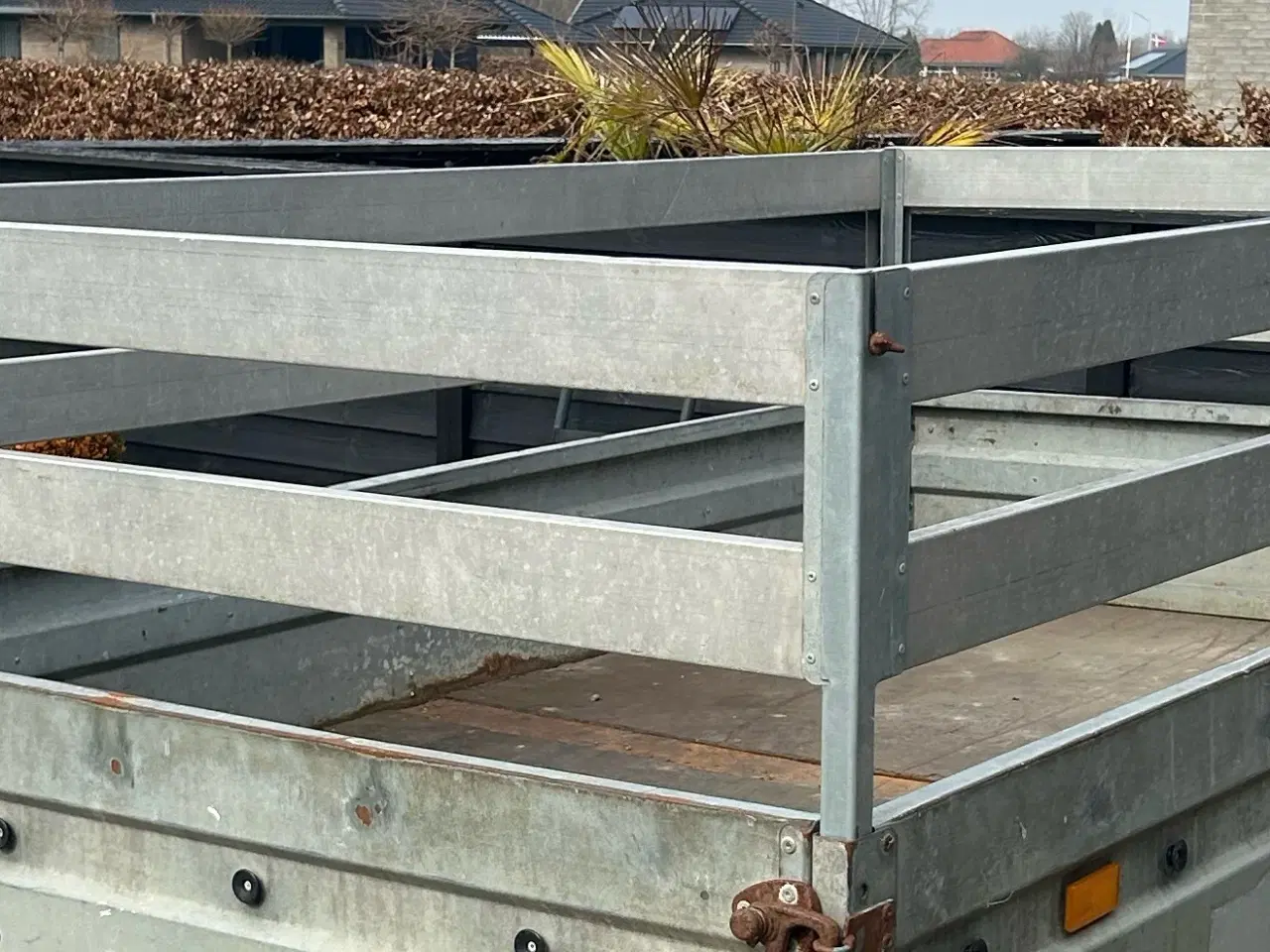 Billede 1 - Høje sider