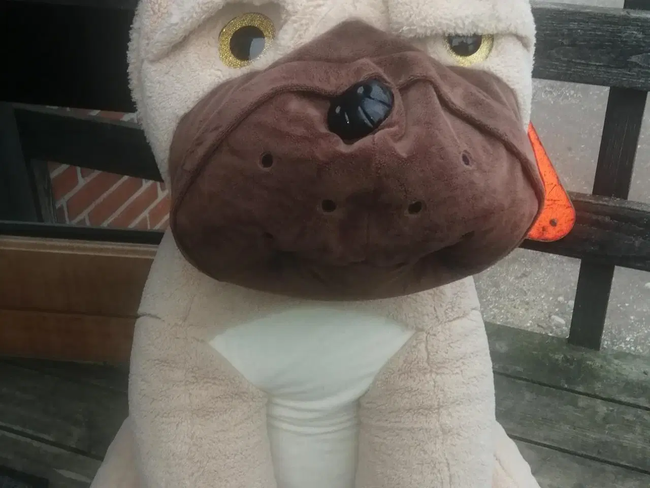 Billede 2 - BULLDOG TØJ HUND, HØJDE 1 M, I FLOT STAND