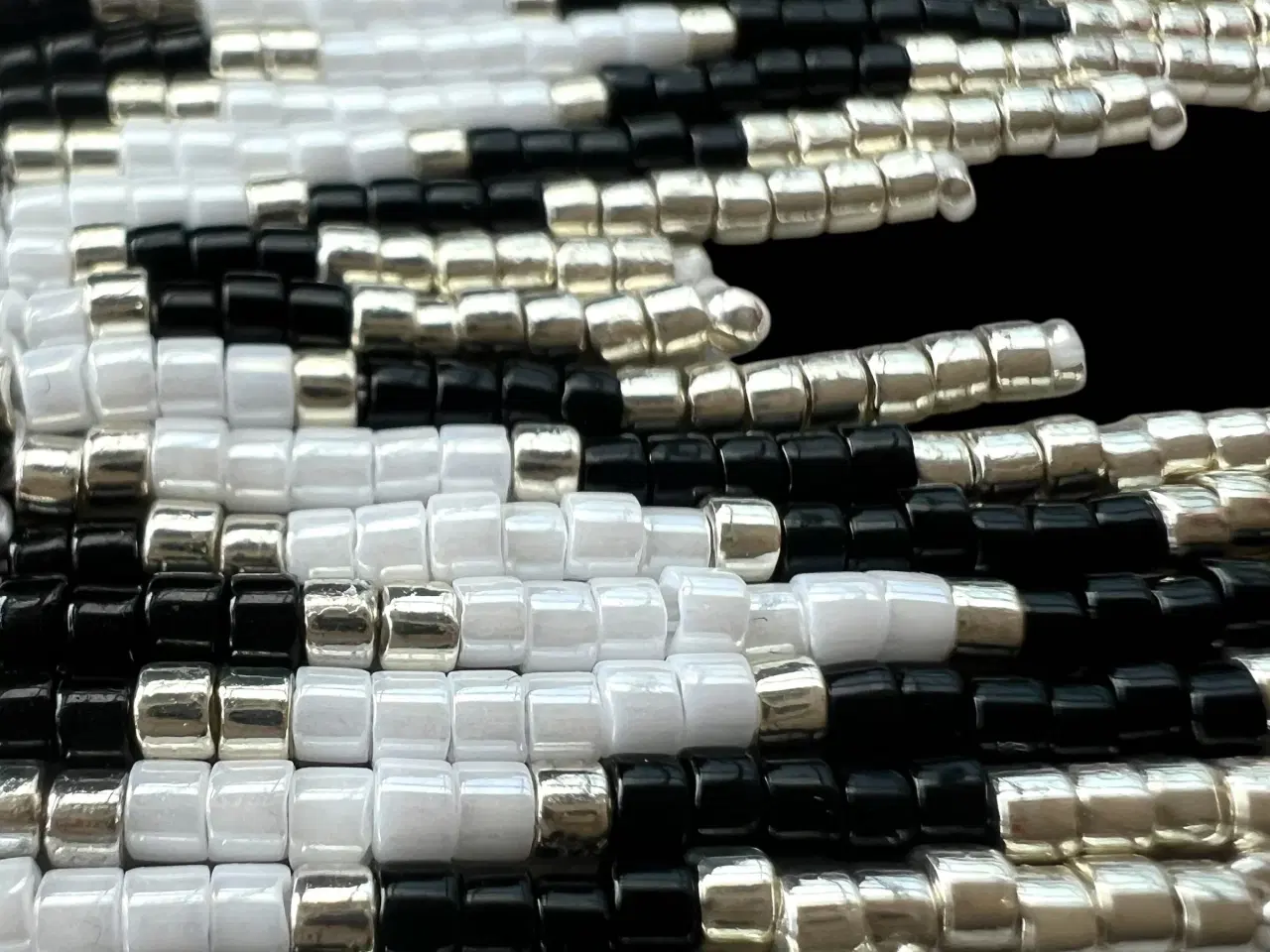 Billede 4 - Grønlandske perle øreringe