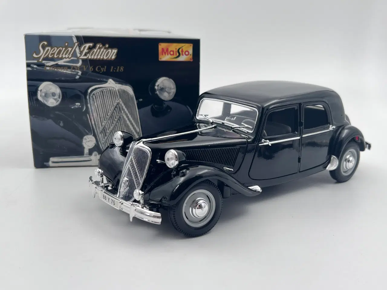 Billede 1 - 1952 Citroën 15CV V6 1:18  