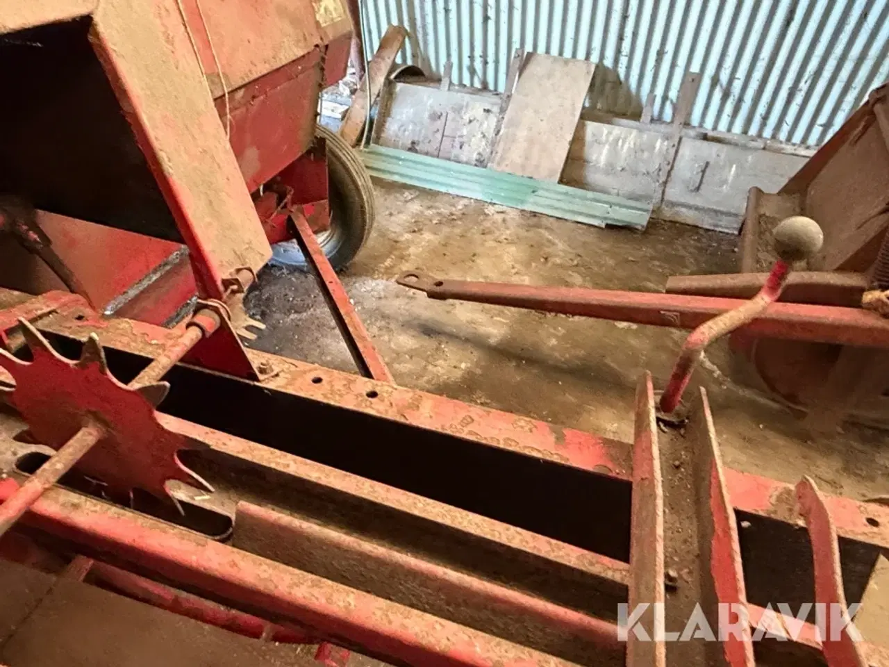 Billede 11 - Småballepresser Sperry / New Holland 276