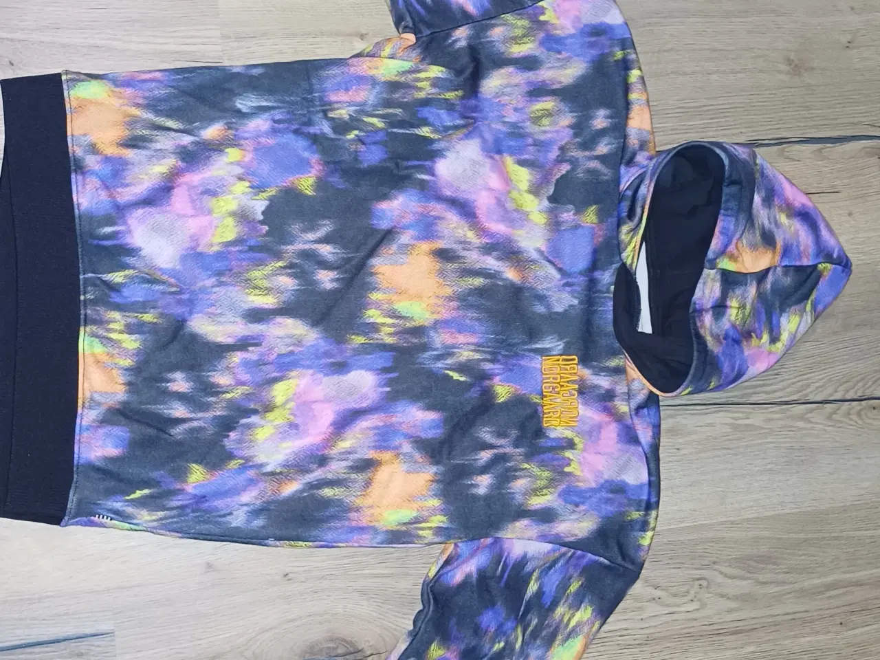 Billede 2 - Hættetrøje Mads Nørgaard