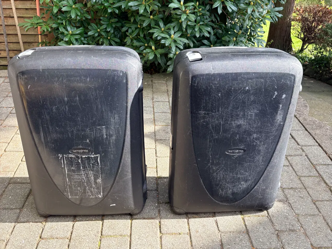 Billede 1 - 2 stk. Samsonite jumbo hård kuffert i plast, sort.